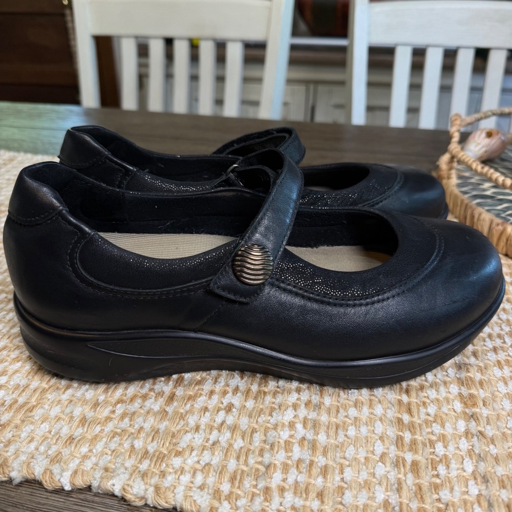 SAS Scenic Black Leather Mary Jane Flats Shoes 9.5 WW Wide Width Made in USA - Picture 2 of 10